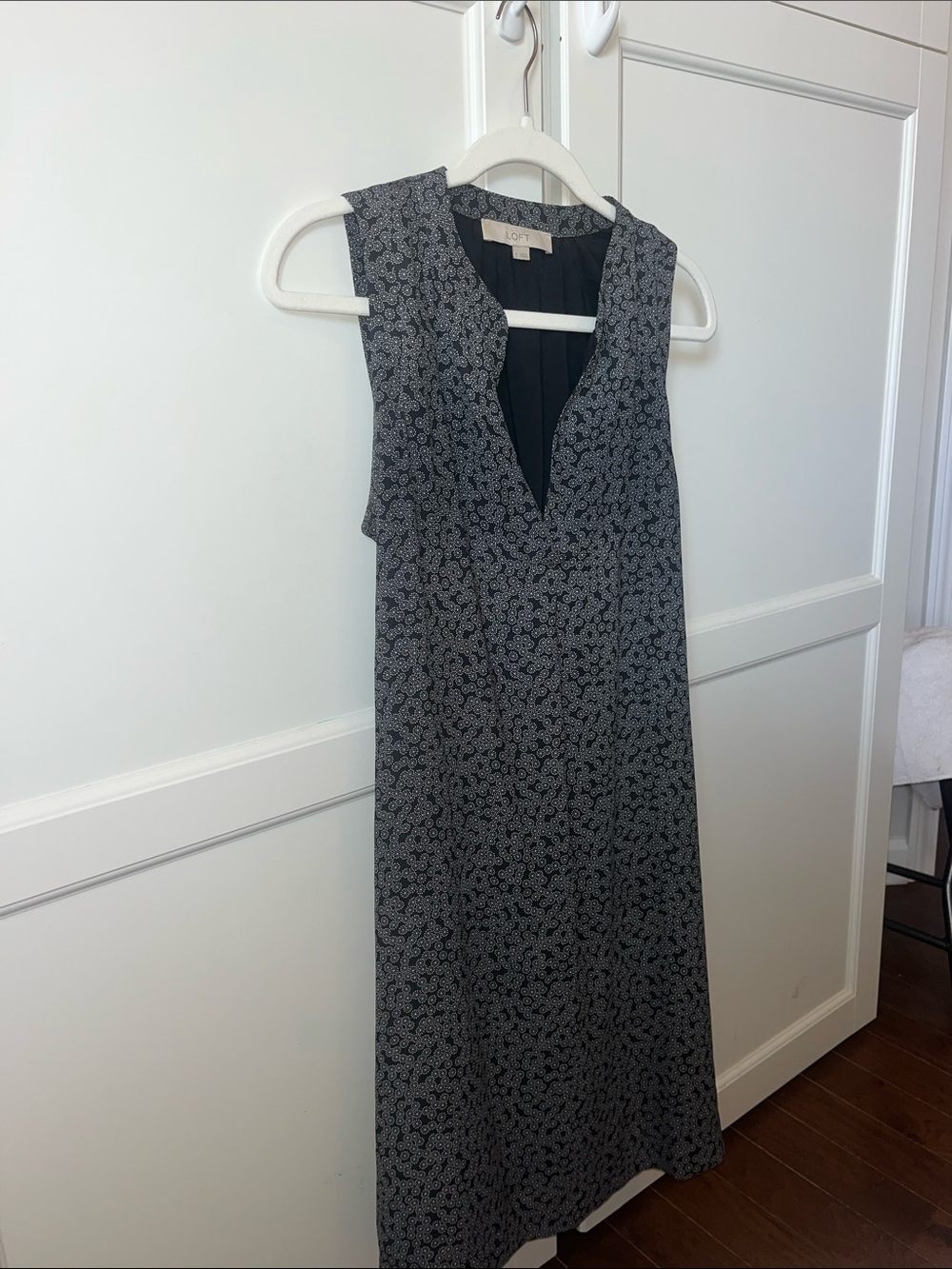 LOFT Black and Gray Sleeveless V-Neck Midi Dress